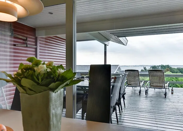 Vakantiehuis Miriam - 300m From The Sea By Interhome