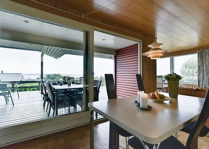 Miriam - 300m From The Sea By Interhome