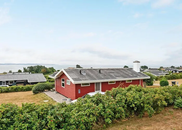 Miriam - 300m From The Sea By Interhome *